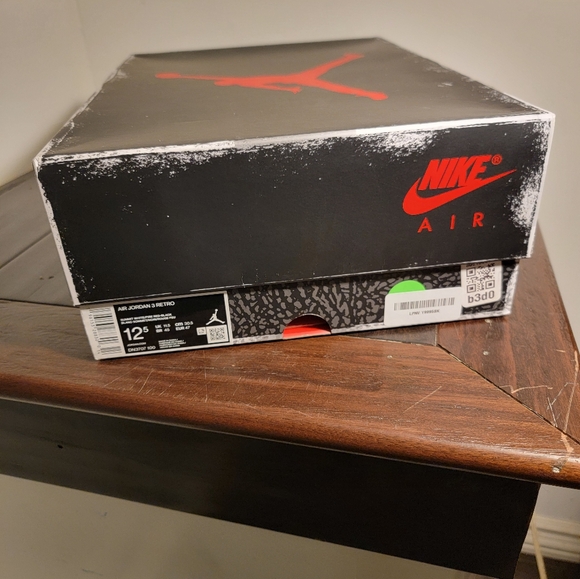 Jordan 3 - Picture 2 of 10